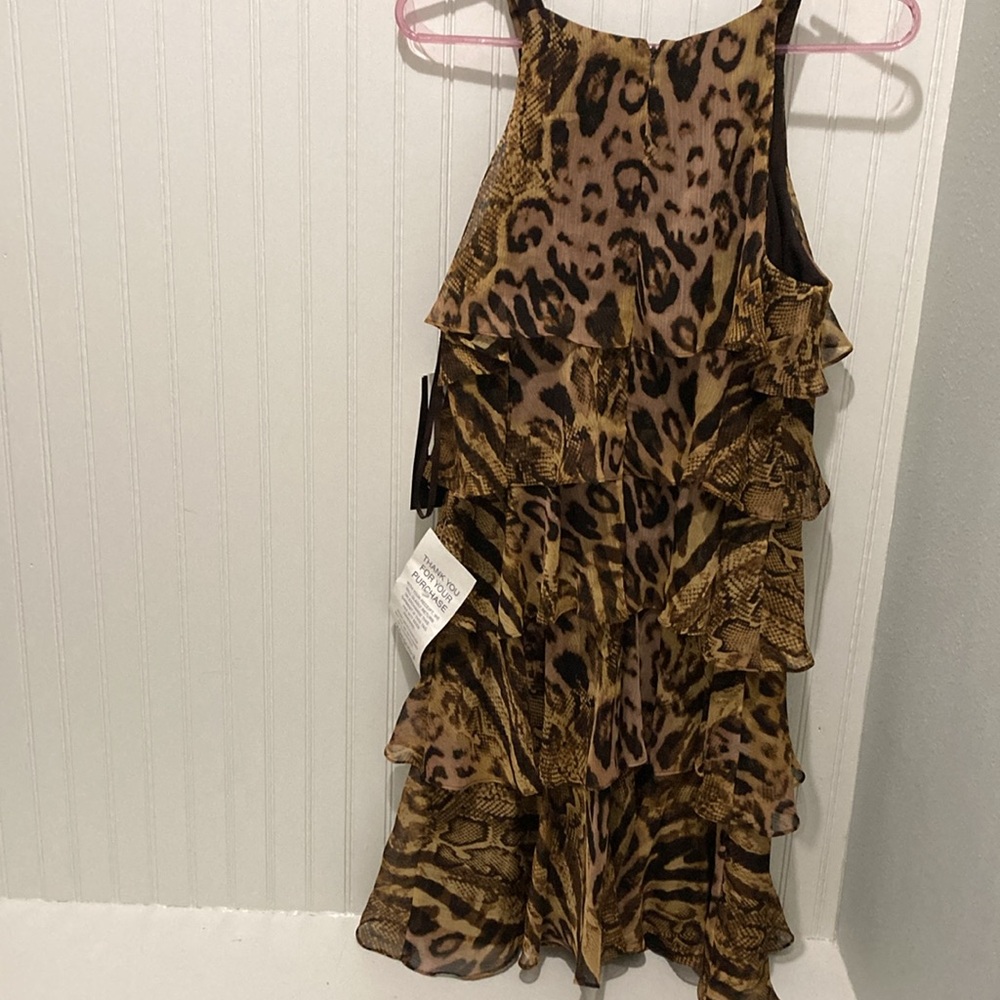Dress - Picture 3 of 3
